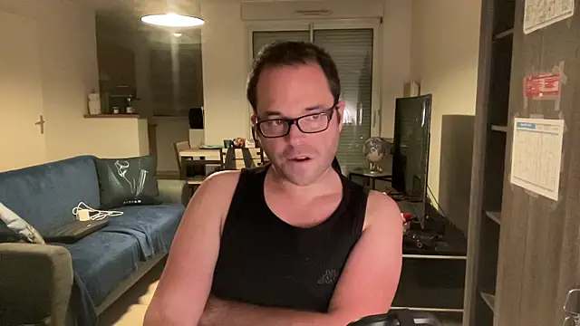 Funnyjul31 online show from November 2025 07:24:02 PM