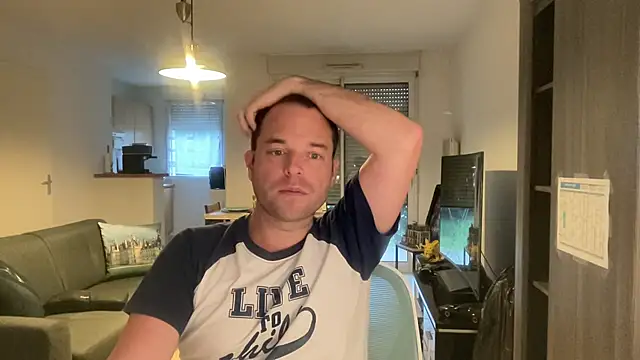 Funnyjul31 online show from January 2026 04:22:02 PM