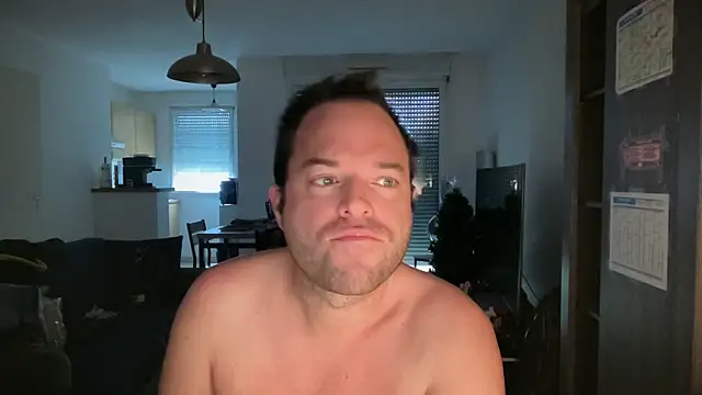 Funnyjul31 online show from November 2025 10:48:01 AM