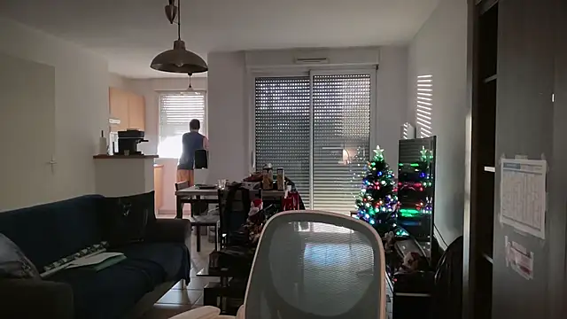 Funnyjul31 online show from December 2025 03:25:02 PM