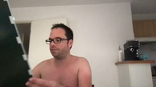 Funnyjul31 online show from March 2026 04:40:01 PM