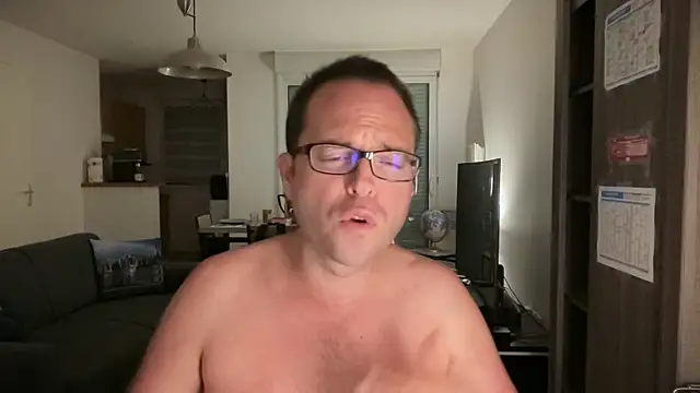 Funnyjul31 online show from October 2025 07:46:02 PM