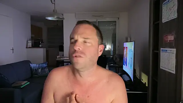 Funnyjul31 online show from October 2025 05:32:02 PM