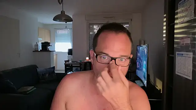 Funnyjul31 online show from October 2025 04:40:02 PM