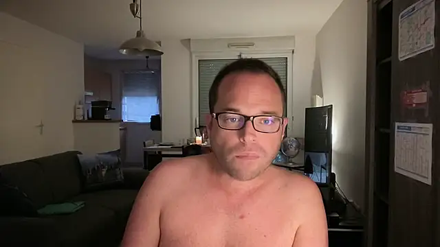 Funnyjul31 online show from October 2025 05:05:01 PM