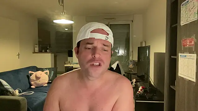 Funnyjul31 online show from November 2025 06:52:01 PM