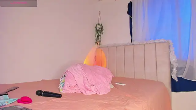 Snapshot of alice_guzman1 chatting on November 2025 02:32:01 PM alice guzman1 online show from November 2025 02:32:01 PM