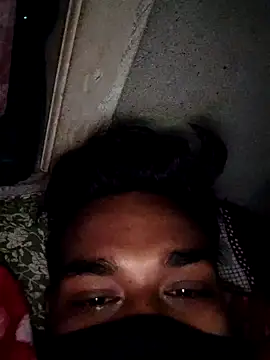 Snapshot of birds0641 chatting on February 2025 07:35:02 PM birds0641 online show from February 2025 07:35:02 PM