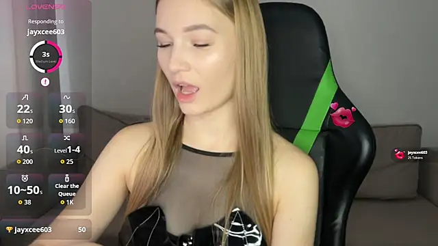 Snapshot of maria_plaudice chatting on November 2025 05:44:01 AM maria plaudice online show from November 2025 05:44:01 AM