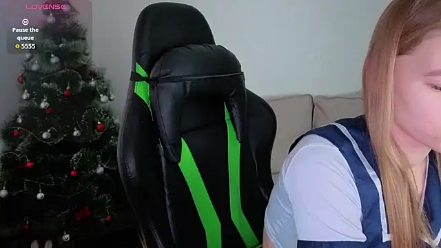 maria plaudice online show from December 2025 06:48:02 AM