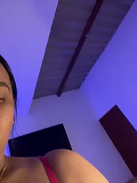 Snapshot of my_cam chatting on December 2025 11:52:02 PM my cam online show from December 2025 11:52:02 PM