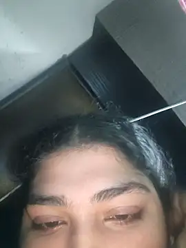 naina78910 online show from December 2025 04:33:02 PM