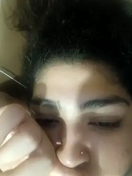 naina78910 online show from November 2025 02:32:02 PM