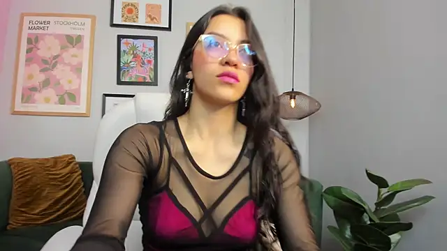 nina  dixon online show from February 2025 08:45:02 PM