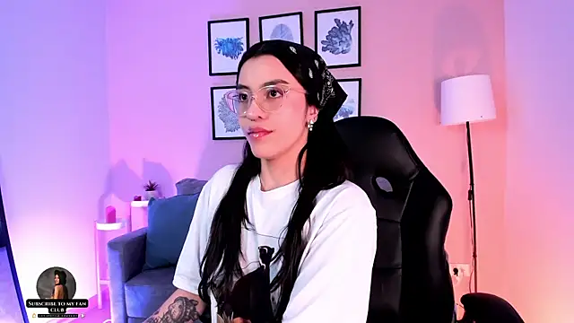 nina  dixon online show from September 2025 08:09:01 PM