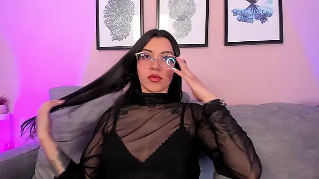 nina  dixon online show from January 2026 09:44:02 PM