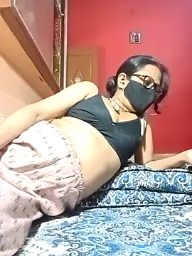 runi31 online show from October 2025 07:54:01 AM