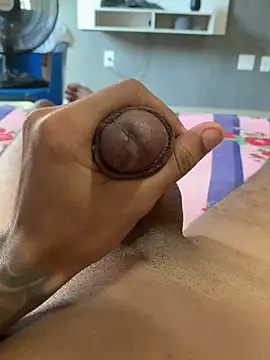 emitee7 online show from February 2026 07:14:02 PM