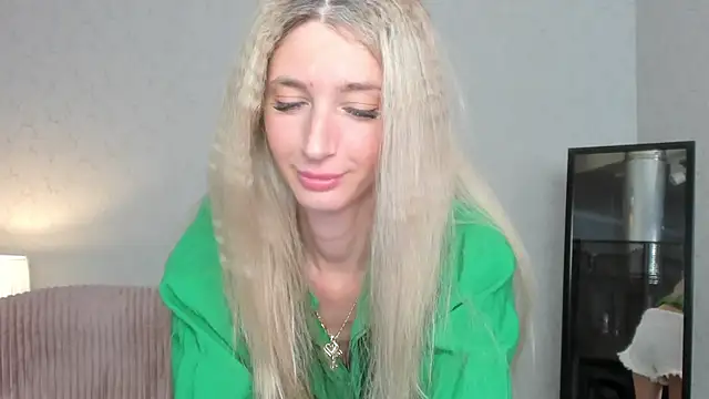 Snapshot of skinnyladyy chatting on February 2025 05:13:02 AM skinnyladyy online show from February 2025 05:13:02 AM
