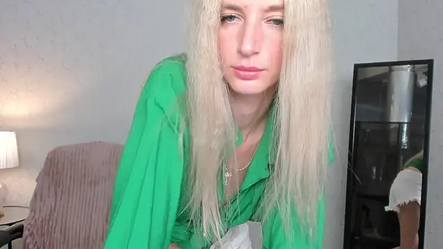 Snapshot of skinnyladyy chatting on February 2025 08:17:01 AM skinnyladyy online show from February 2025 08:17:01 AM