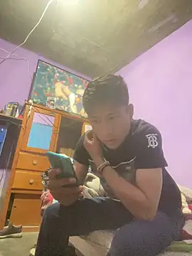 EduardoEspinoza12 online show from February 2025 08:33:02 AM