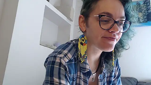 Ju-Hot online show from March 2026 01:35:01 PM