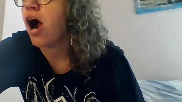 Ju-Hot online show from May 2026 12:36:01 PM
