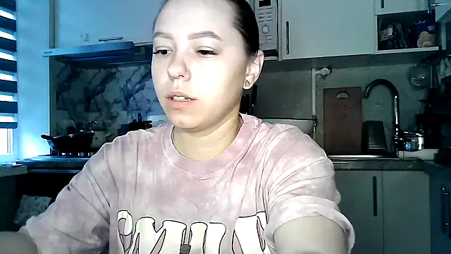 Snapshot of Misssweet_s chatting on November 2025 06:24:01 AM Misssweet s online show from November 2025 06:24:01 AM