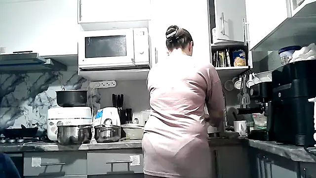 Snapshot of Misssweet_s chatting on October 2025 06:18:01 PM Misssweet s online show from October 2025 06:18:01 PM