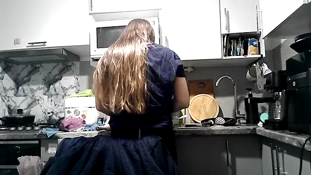 Snapshot of Misssweet_s chatting on November 2025 04:27:02 AM Misssweet s online show from November 2025 04:27:02 AM