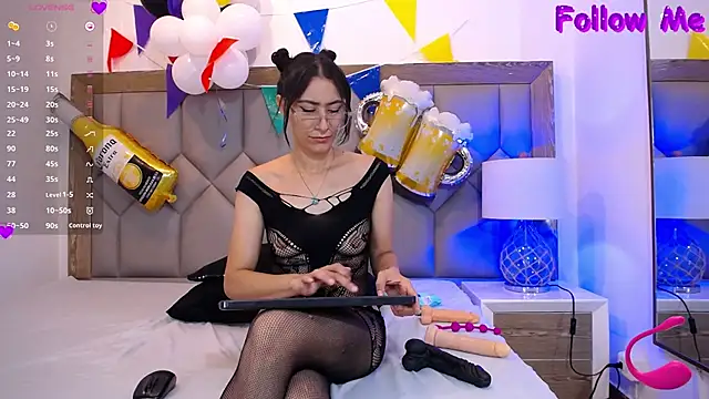 PamelaaPonce online show from September 2025 06:57:01 PM