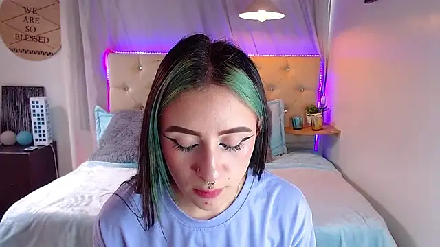 Snapshot of melodygirl__ chatting on February 2025 07:42:01 PM melodygirl online show from February 2025 07:42:01 PM