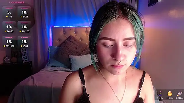 Snapshot of melodygirl__ chatting on February 2025 11:34:02 PM melodygirl online show from February 2025 11:34:02 PM