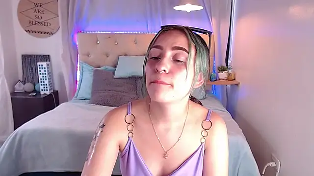 Snapshot of melodygirl__ chatting on March 2025 08:14:01 PM melodygirl online show from March 2025 08:14:01 PM