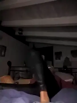 divinaerotica online show from November 2025 06:55:01 PM