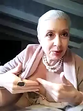 divinaerotica online show from February 2025 03:27:02 PM