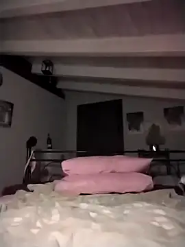 divinaerotica online show from March 2026 06:13:01 PM