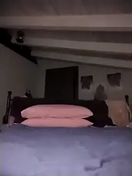 divinaerotica online show from November 2025 08:42:02 PM