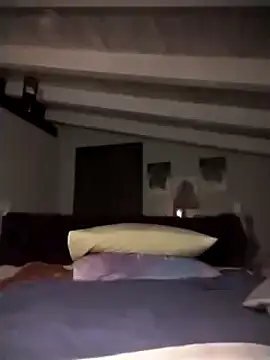 divinaerotica online show from December 2025 05:36:01 PM