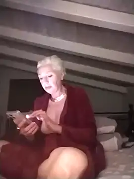 divinaerotica online show from March 2025 06:17:02 PM