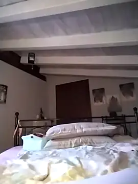 divinaerotica online show from February 2026 04:41:01 PM