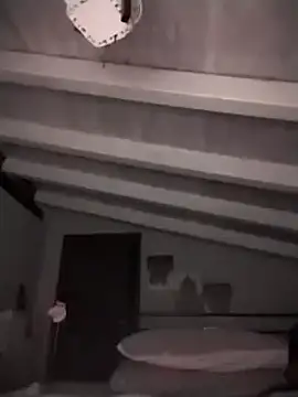 divinaerotica online show from February 2025 05:53:01 PM