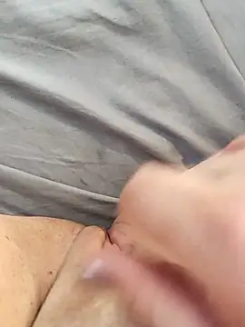 sam0and0katy online show from April 2026 03:57:01 PM