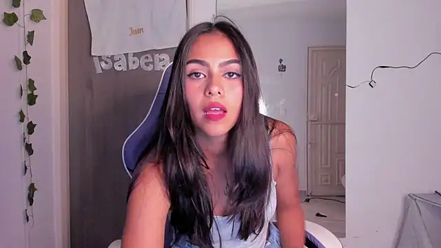 Snapshot of Tatiana250 chatting on October 2025 12:21:02 AM Tatiana250 online show from October 2025 12:21:02 AM