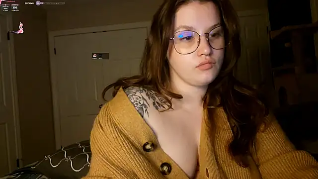 Snapshot of MrsJess chatting on March 2025 02:20:01 AM MrsJess online show from March 2025 02:20:01 AM