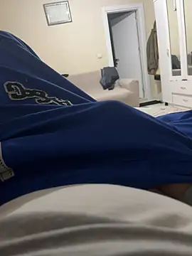 Snapshot of senle12ben2 chatting on February 2025 05:15:02 PM senle12ben2 online show from February 2025 05:15:02 PM