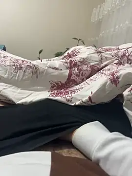 Snapshot of senle12ben2 chatting on January 2025 07:40:01 PM senle12ben2 online show from January 2025 07:40:01 PM