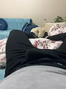 Snapshot of senle12ben2 chatting on March 2025 08:32:02 PM senle12ben2 online show from March 2025 08:32:02 PM