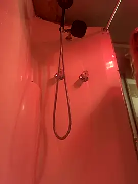 kcmo1010 online show from November 2025 03:05:02 AM