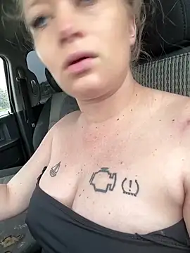 kcmo1010 online show from April 2026 09:18:02 PM